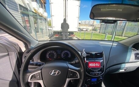 Hyundai Solaris II рестайлинг, 2012 год, 920 000 рублей, 8 фотография