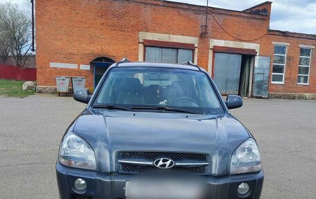 Hyundai Tucson III, 2007 год, 850 000 рублей, 2 фотография