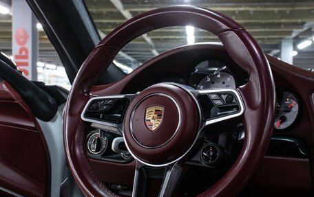 Porsche 911, 2016 год, 10 899 000 рублей, 16 фотография