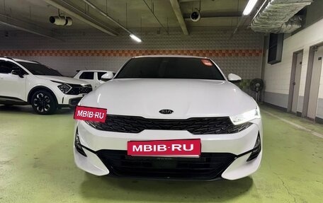 KIA K5, 2021 год, 1 700 000 рублей, 2 фотография