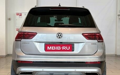 Volkswagen Tiguan II, 2020 год, 3 199 000 рублей, 6 фотография