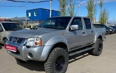 Nissan NP300, 2011 год, 940 000 рублей, 1 фотография