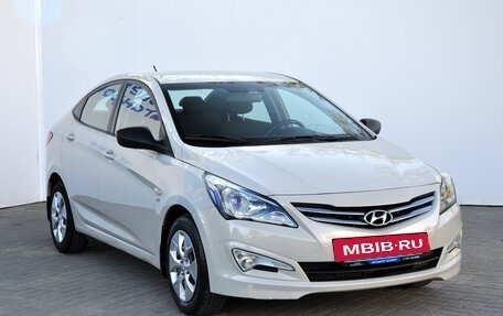 Hyundai Solaris II рестайлинг, 2015 год, 1 299 000 рублей, 3 фотография