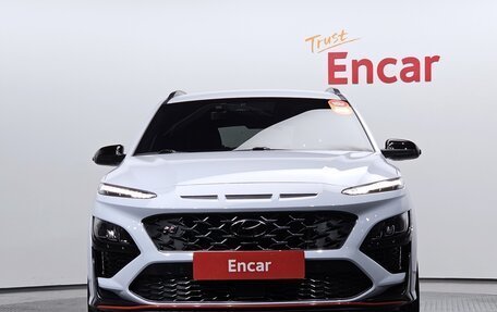 Hyundai Kona I, 2021 год, 1 630 000 рублей, 2 фотография