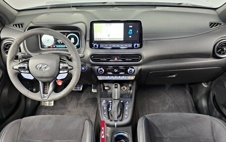 Hyundai Kona I, 2021 год, 1 630 000 рублей, 7 фотография