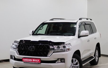 Toyota Land Cruiser 200, 2019 год, 6 900 000 рублей, 1 фотография