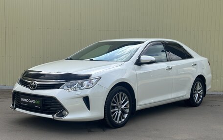Toyota Camry, 2017 год, 2 190 000 рублей, 1 фотография