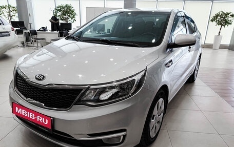 KIA Rio III рестайлинг, 2015 год, 796 000 рублей, 1 фотография