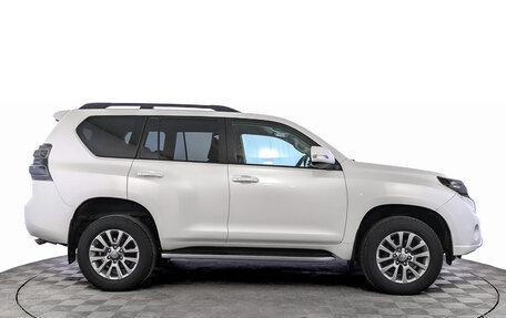 Toyota Land Cruiser Prado 150 рестайлинг 2, 2016 год, 3 930 000 рублей, 4 фотография
