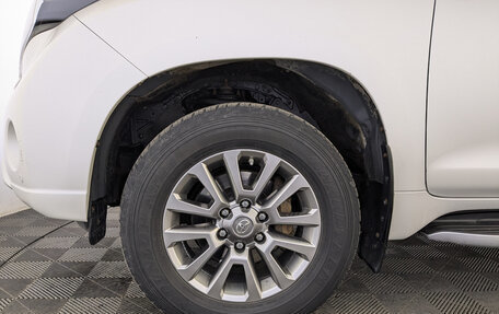 Toyota Land Cruiser Prado 150 рестайлинг 2, 2016 год, 3 930 000 рублей, 12 фотография