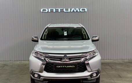 Mitsubishi Pajero Sport III рестайлинг, 2018 год, 3 247 000 рублей, 2 фотография