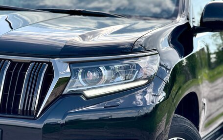 Toyota Land Cruiser Prado 150 рестайлинг 2, 2022 год, 7 300 000 рублей, 9 фотография