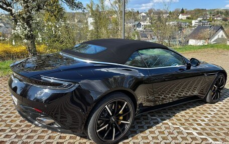 Aston Martin DB11 I, 2022 год, 18 800 000 рублей, 3 фотография