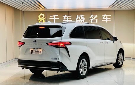 Toyota Sienna, 2021 год, 4 695 000 рублей, 4 фотография