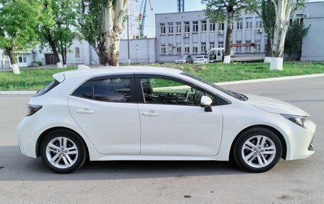 Toyota Corolla, 2018 год, 1 800 000 рублей, 3 фотография