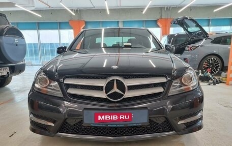 Mercedes-Benz C-Класс, 2012 год, 2 600 000 рублей, 2 фотография