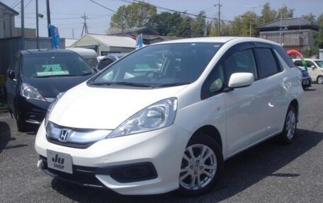 Honda Fit Shuttle I рестайлинг, 2014 год, 750 888 рублей, 2 фотография