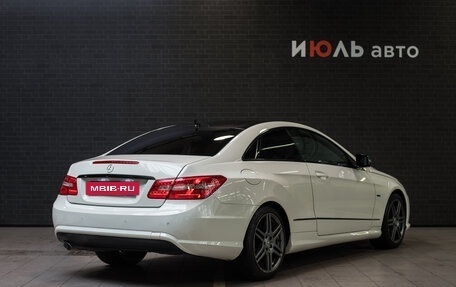 Mercedes-Benz E-Класс, 2012 год, 1 390 000 рублей, 7 фотография