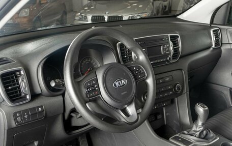 KIA Sportage IV рестайлинг, 2018 год, 2 017 548 рублей, 3 фотография