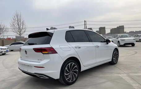 Volkswagen Golf VIII, 2022 год, 1 690 000 рублей, 5 фотография