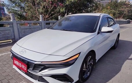Hyundai Elantra, 2024 год, 1 840 000 рублей, 1 фотография