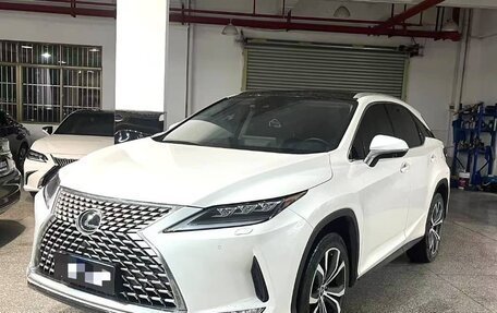 Lexus RX IV рестайлинг, 2022 год, 4 600 000 рублей, 1 фотография