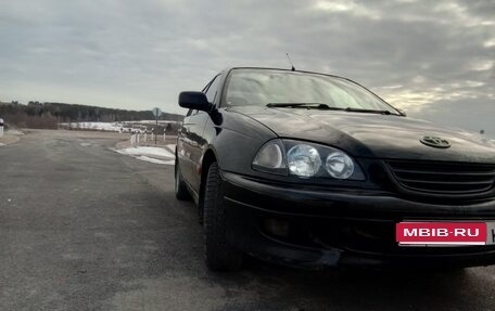 Toyota Avensis III рестайлинг, 1999 год, 240 000 рублей, 1 фотография