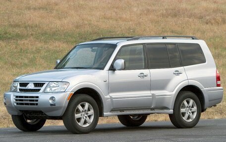 Mitsubishi Montero III, 2002 год, 650 000 рублей, 1 фотография