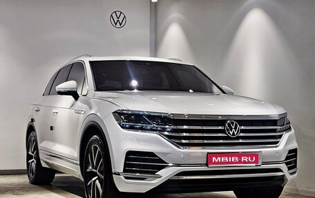 Volkswagen Touareg III, 2022 год, 4 920 013 рублей, 1 фотография