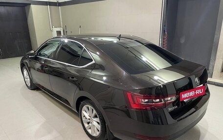 Skoda Superb III рестайлинг, 2016 год, 1 950 000 рублей, 5 фотография