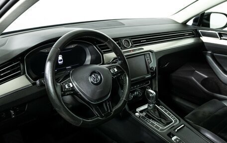 Volkswagen Passat B8 рестайлинг, 2016 год, 1 579 898 рублей, 11 фотография