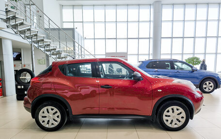 Nissan Juke II, 2011 год, 830 000 рублей, 4 фотография