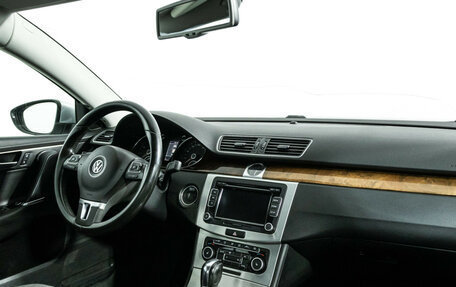 Volkswagen Passat B7, 2011 год, 839 898 рублей, 9 фотография