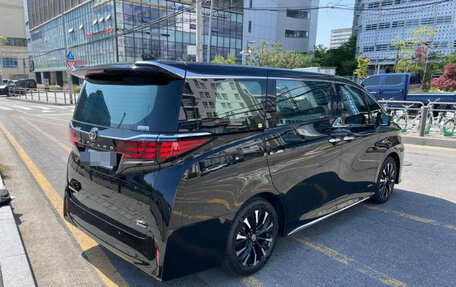 Toyota Alphard, 2024 год, 11 600 000 рублей, 5 фотография
