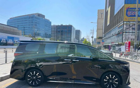 Toyota Alphard, 2024 год, 11 600 000 рублей, 7 фотография