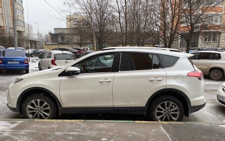 Toyota RAV4, 2018 год, 2 750 000 рублей, 5 фотография