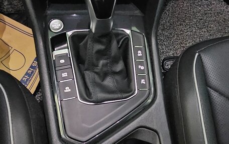 Volkswagen Tiguan II, 2022 год, 2 995 000 рублей, 4 фотография
