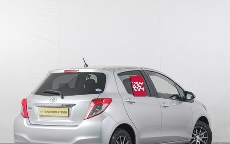 Toyota Vitz, 2012 год, 799 000 рублей, 5 фотография