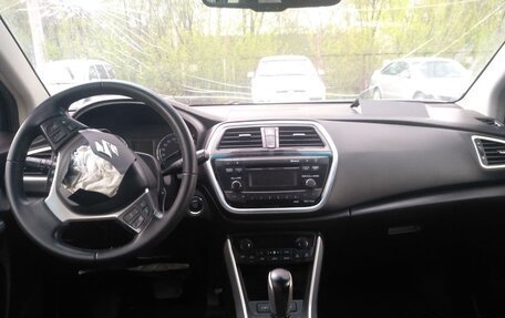 Suzuki SX4 II рестайлинг, 2018 год, 990 000 рублей, 7 фотография