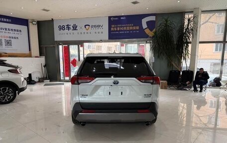 Toyota RAV4, 2021 год, 2 600 005 рублей, 5 фотография