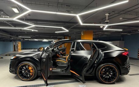 Lamborghini Urus I, 2022 год, 26 000 000 рублей, 5 фотография