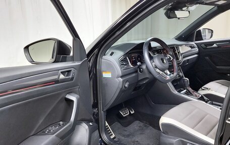 Volkswagen T-Roc I, 2022 год, 1 750 012 рублей, 5 фотография