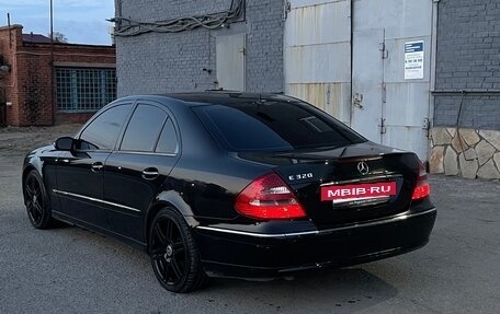 Mercedes-Benz E-Класс, 2002 год, 1 070 000 рублей, 6 фотография