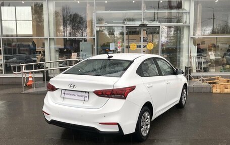 Hyundai Solaris II рестайлинг, 2018 год, 1 320 000 рублей, 5 фотография