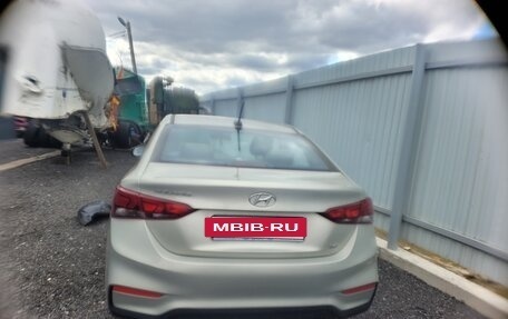 Hyundai Solaris II рестайлинг, 2018 год, 980 000 рублей, 3 фотография