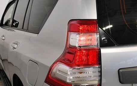 Toyota Land Cruiser Prado 150 рестайлинг 2, 2014 год, 3 489 000 рублей, 6 фотография