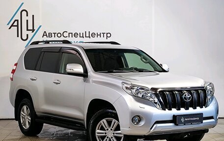Toyota Land Cruiser Prado 150 рестайлинг 2, 2014 год, 3 489 000 рублей, 3 фотография