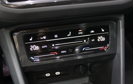 Volkswagen Tiguan II, 2025 год, 3 550 000 рублей, 5 фотография