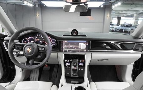 Porsche Panamera II рестайлинг, 2022 год, 9 454 000 рублей, 6 фотография