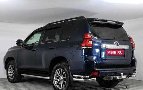 Toyota Land Cruiser Prado 150 рестайлинг 2, 2017 год, 6 200 000 рублей, 7 фотография